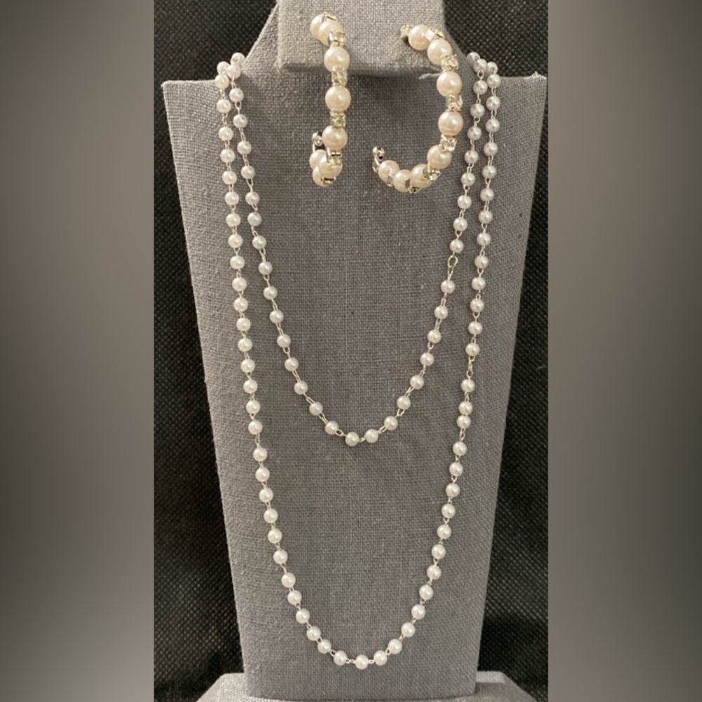 Vintage Dainty Tiny Pearl Necklace with hoop matching earrings with rhinestones